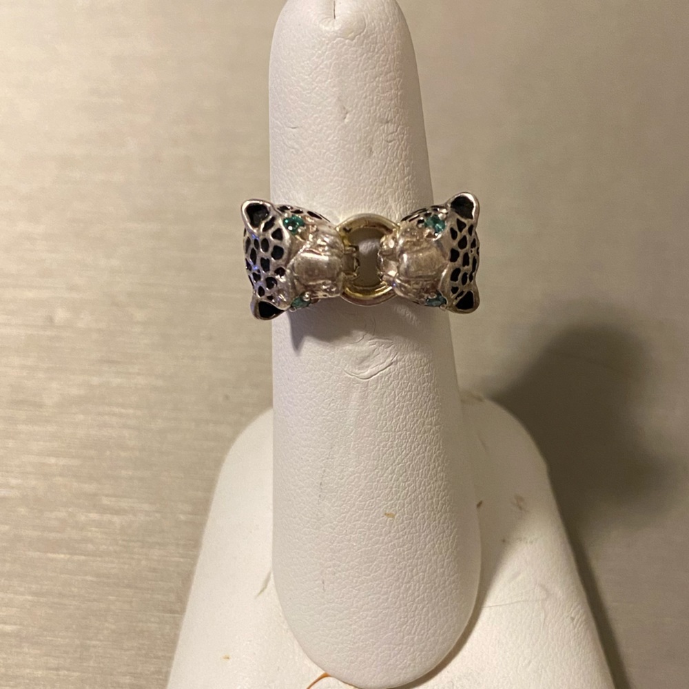 Cheetah Ring with Emerald Eyes